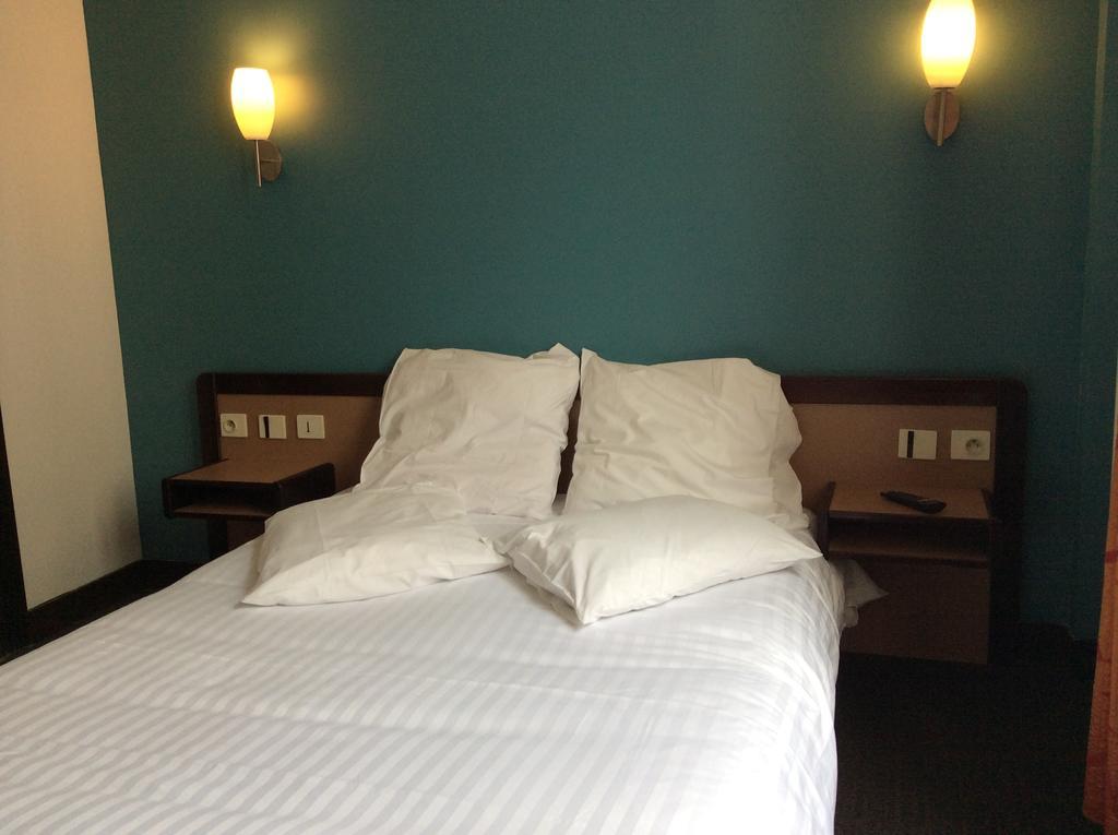 Hotel De La Place Malakoff Room photo